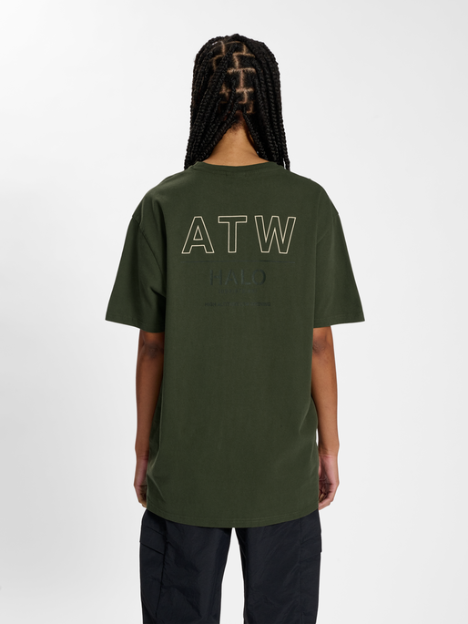 HALO HEAVY GRAPHIC T-SHIRT ATW, FOREST NIGHT, model