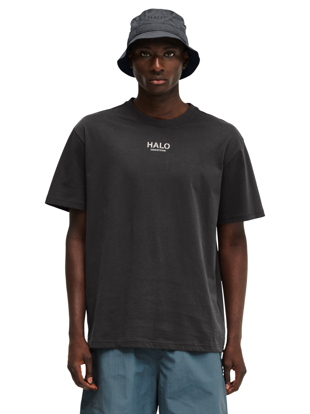 HALO GRAPHIC T-SHIRT 02, RAVEN, model