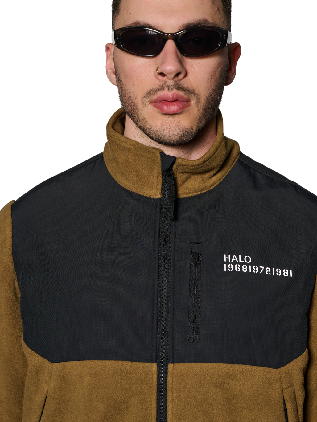 HALO BLOCKED ZIP FLEECE, KANGAROO, model