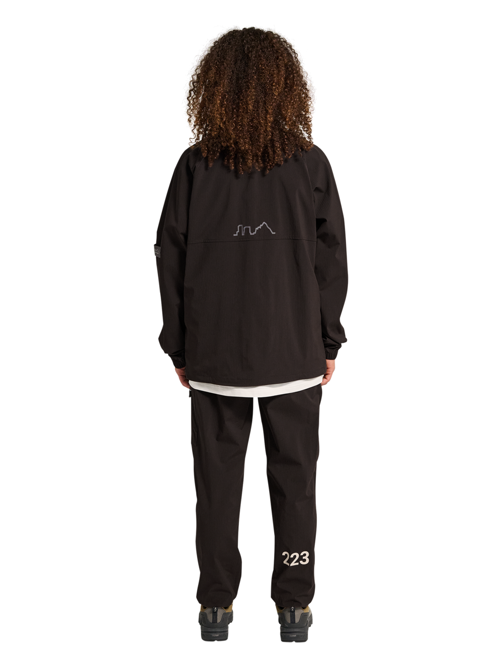 HALO STEEL JACKET, CHOCOLATE TORTE, model