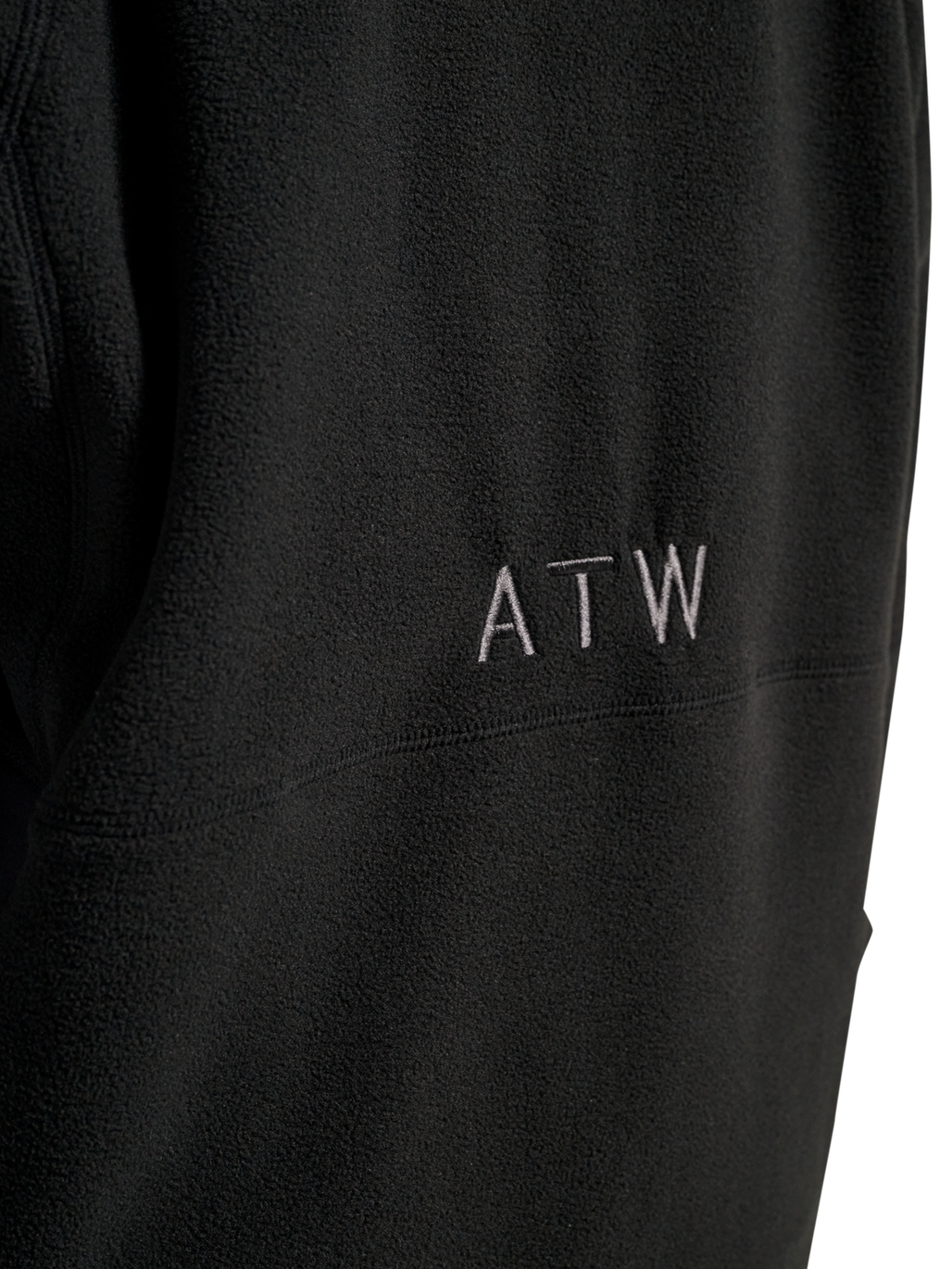 HALO TEDDYFLEECE PULLOVER, BLACK, model