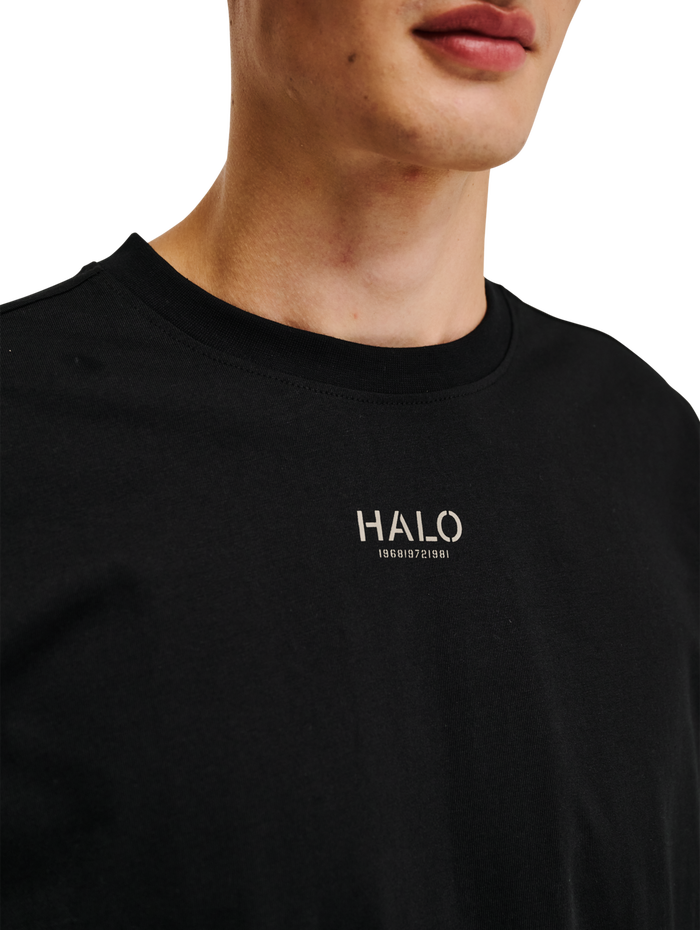 HALO GRAPHIC BOXY T-SHIRT, BLACK/SENECA ROCK, model