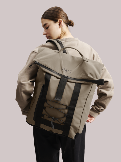 HALO DURA BACKPACK, MOREL, model