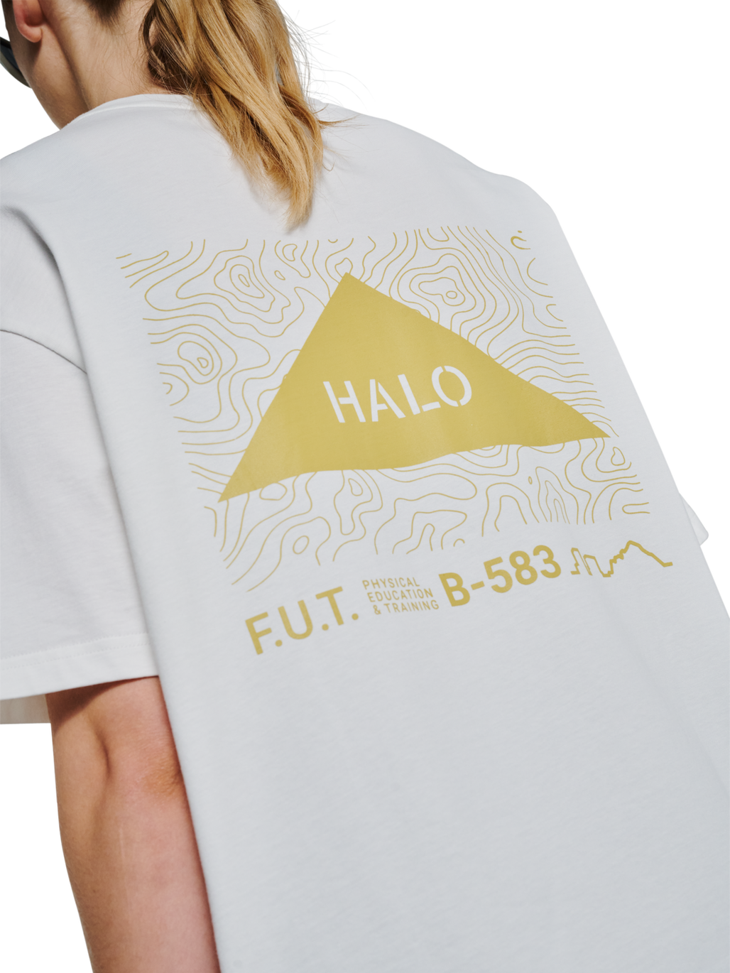 HALO GRAPHIC T-SHIRT, MARSHMALLOW/WARM OLIVE, model
