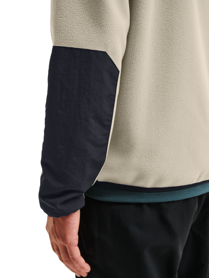 HALO BLOCKED ZIP FLEECE, SENECA ROCK, model
