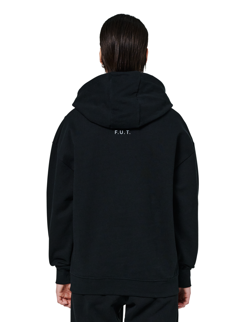 HALO ESSENTIAL HOODIE, BLACK, model