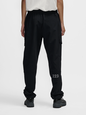 HALO TRAIL PANTS, BLACK, model