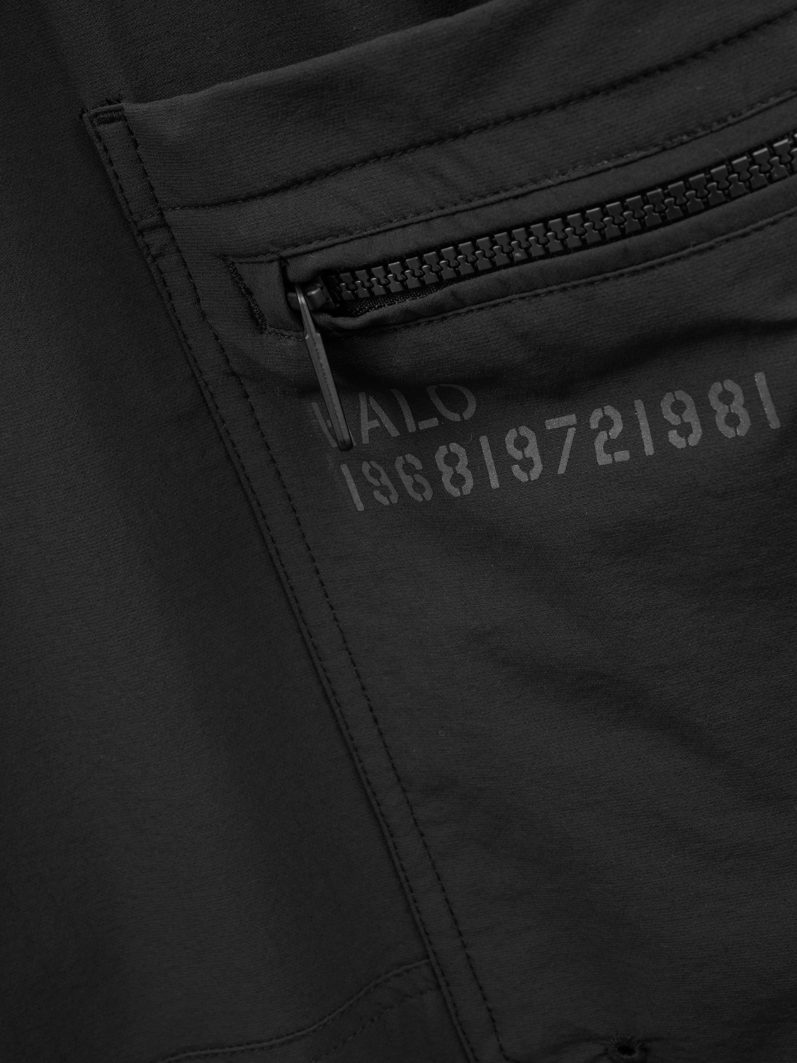 HALO DELTA PANTS, BLACK, packshot