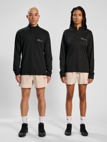 HALO SORONA TRAINING HALFZIP, BLACK, model