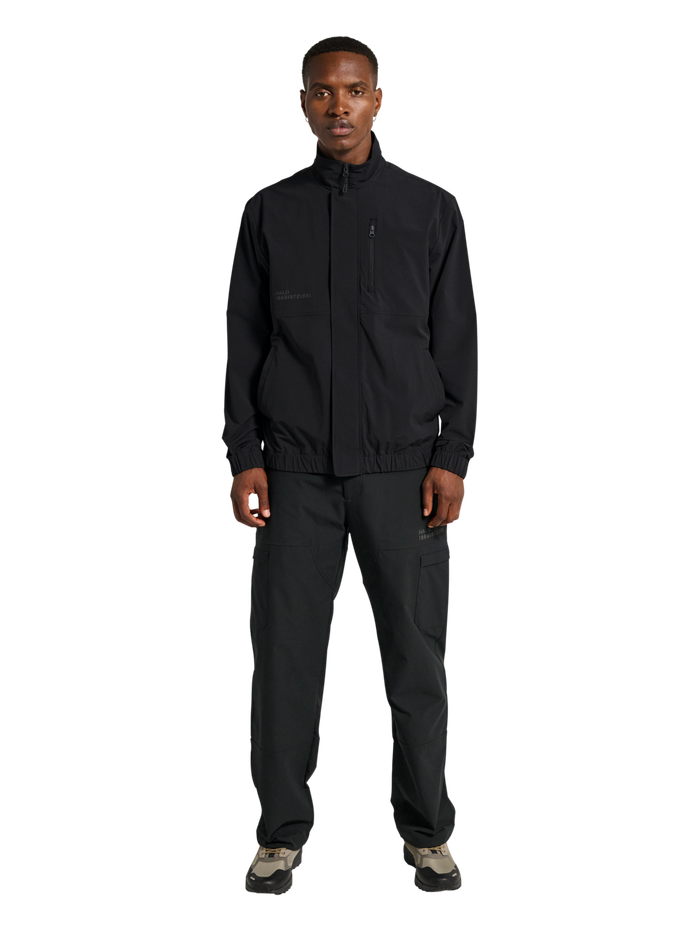 HALO TACTICAL OVERSHIRT, BLACK, model