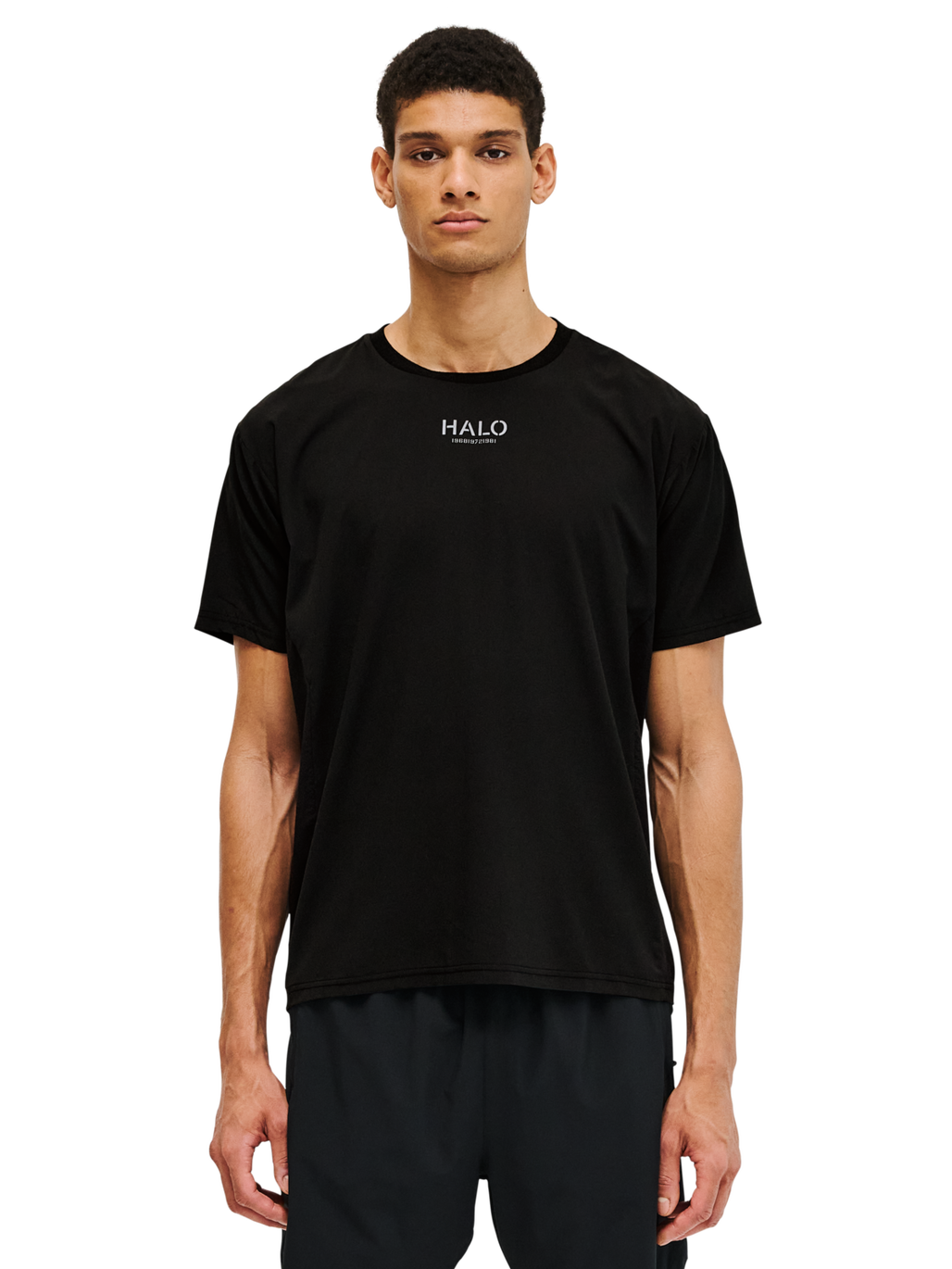 HALO SCOUT SS T-SHIRT, BLACK, model