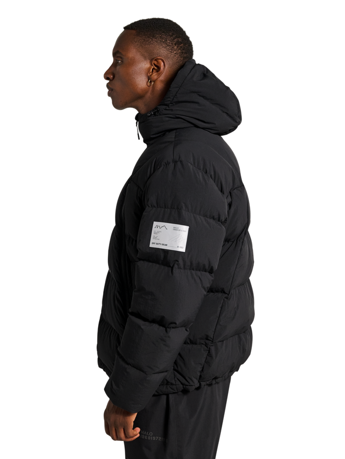 HALO MAVERICK DOWN JACKET, BLACK, model
