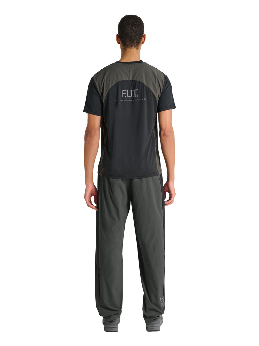 HALO DIVISION PANTS, GUNMETAL, model