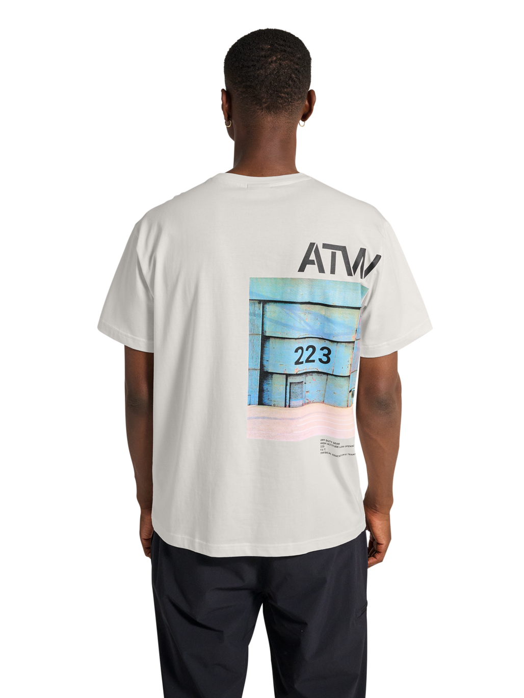 HALO GRAPHIC T-SHIRT, MARSHMALLOW, model