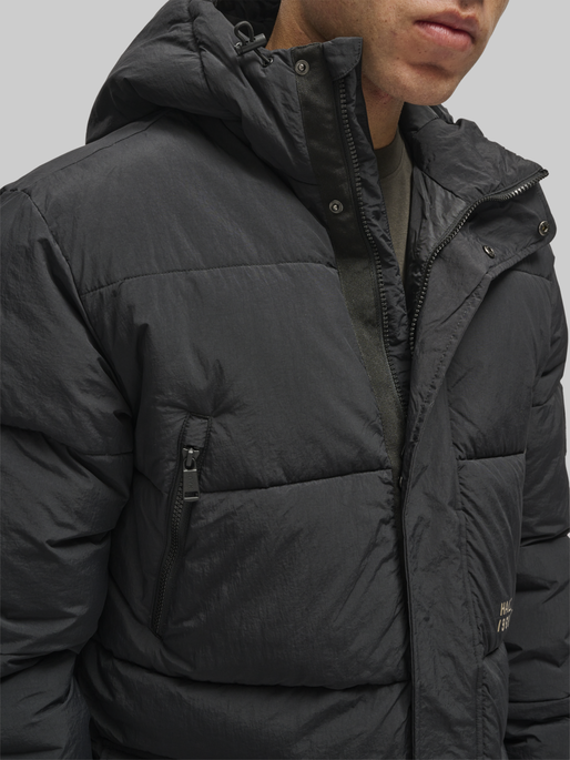 HALO THERMOLITE LONG PUFFER, BLACK, model
