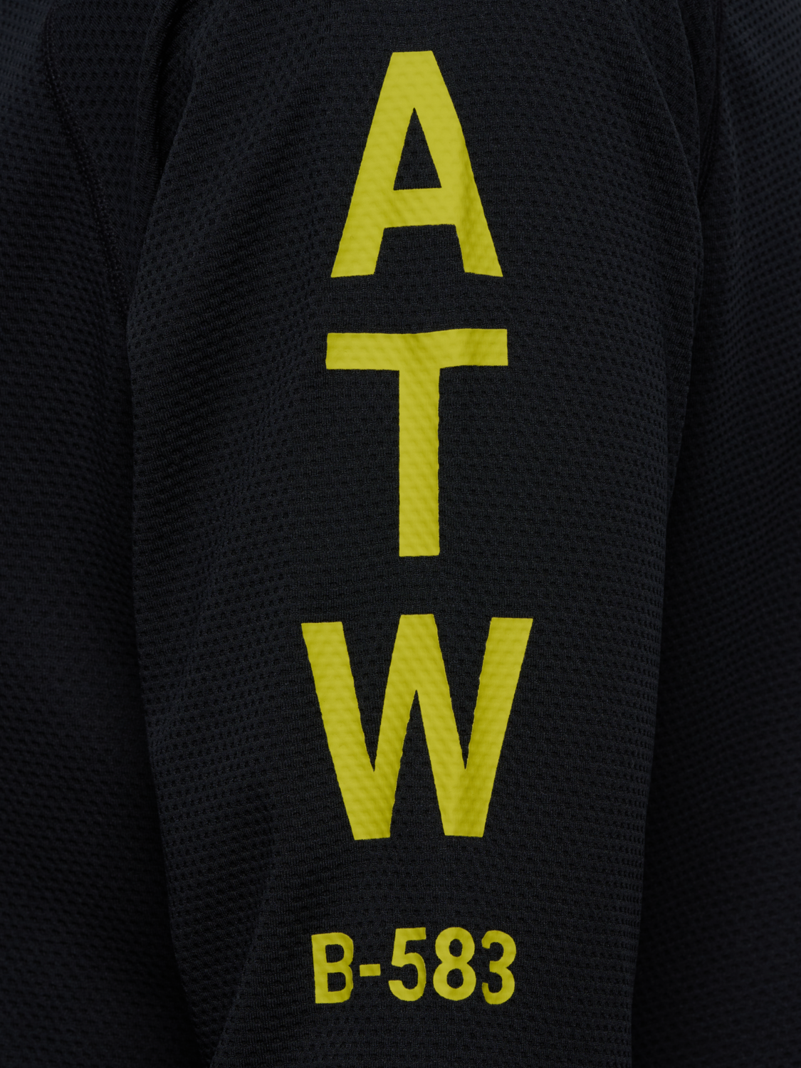 HALO SORONA HALF ZIP, BLACK, packshot