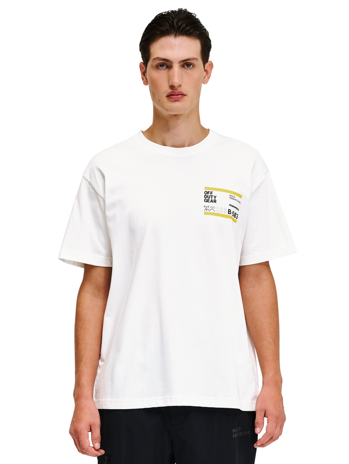 HALO GRAPHIC T-SHIRT 07, MARSHMALLOW, model