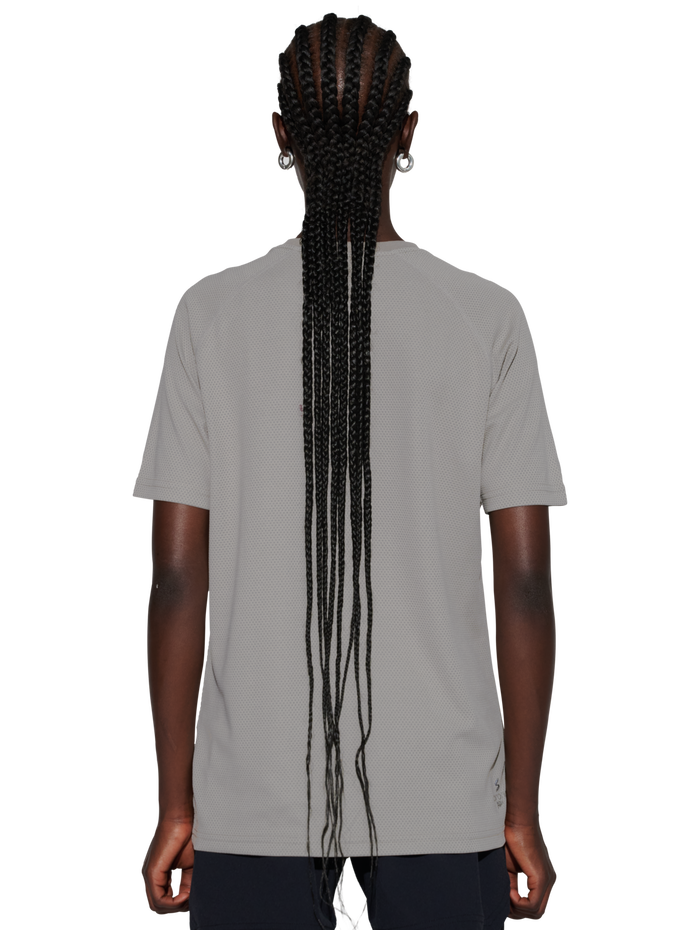 HALO SORONA T-SHIRT, MOURNING DOVE, model