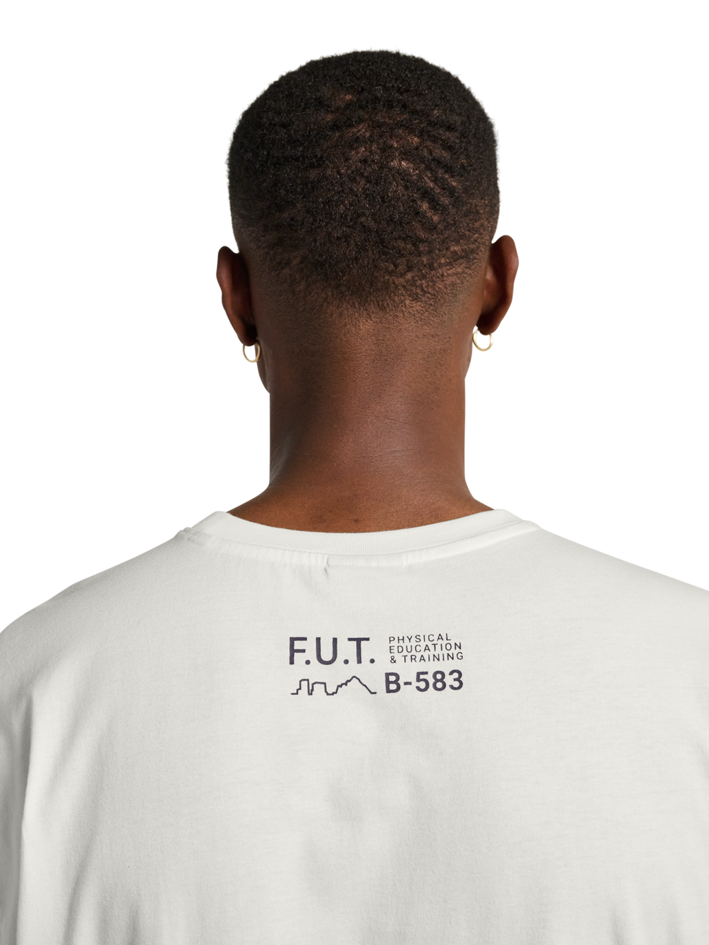 HALO GRAPHIC BOXY T-SHIRT, MARSHMALLOW/DEEP WELL, model
