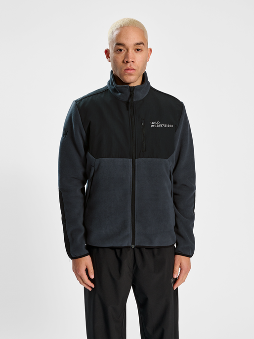 HALO BLOCKED ZIP FLEECE, EBONY, model