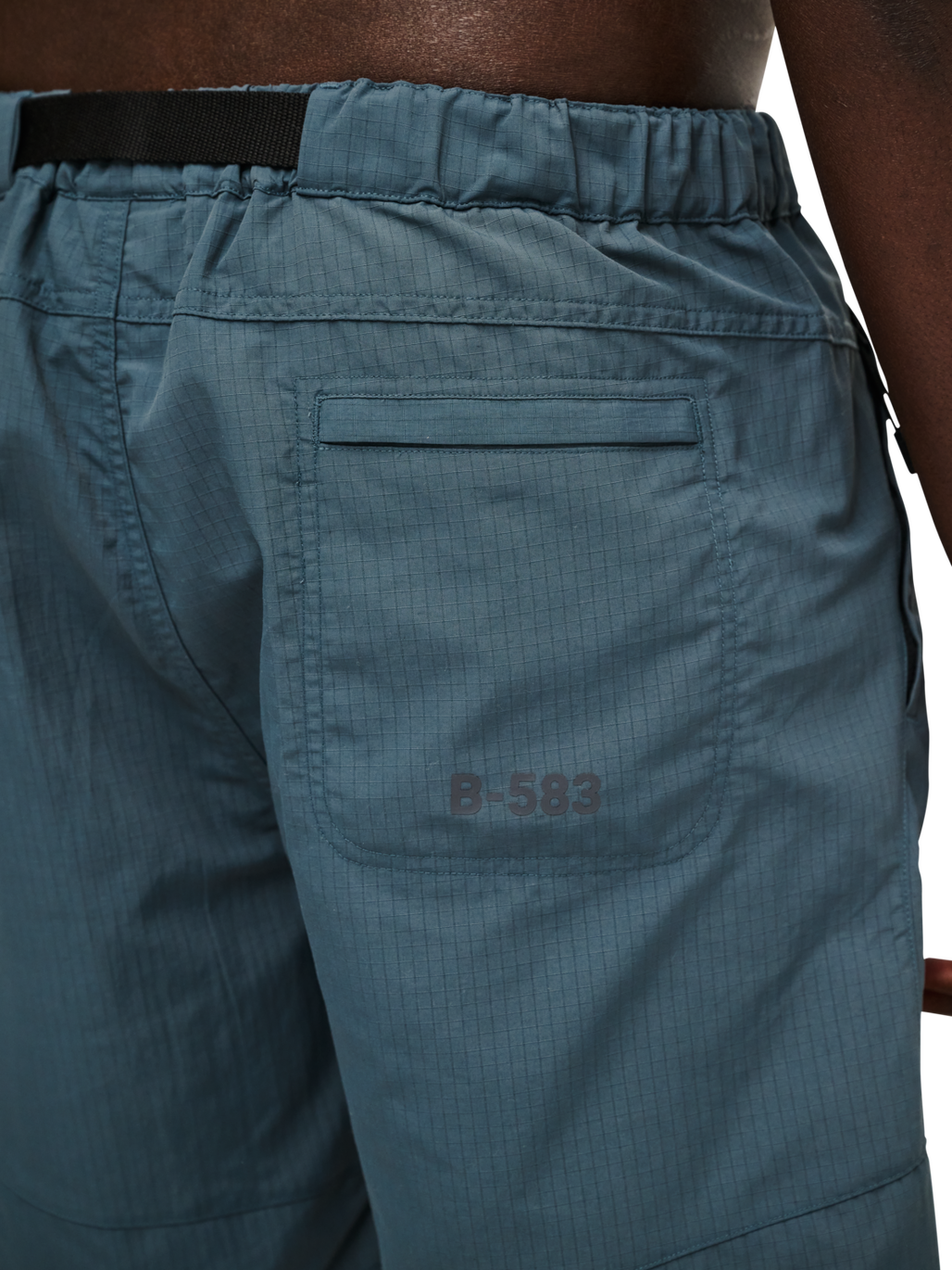 HALO ASSET SHORTS, DARK SLATE, model