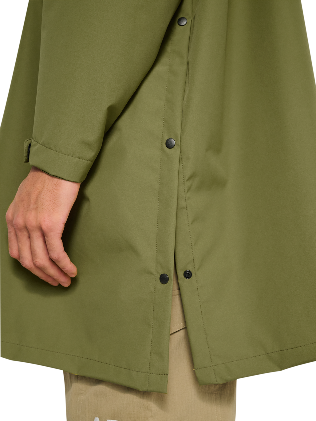 HALO RAINCOVER, OLIVE DRAB, model