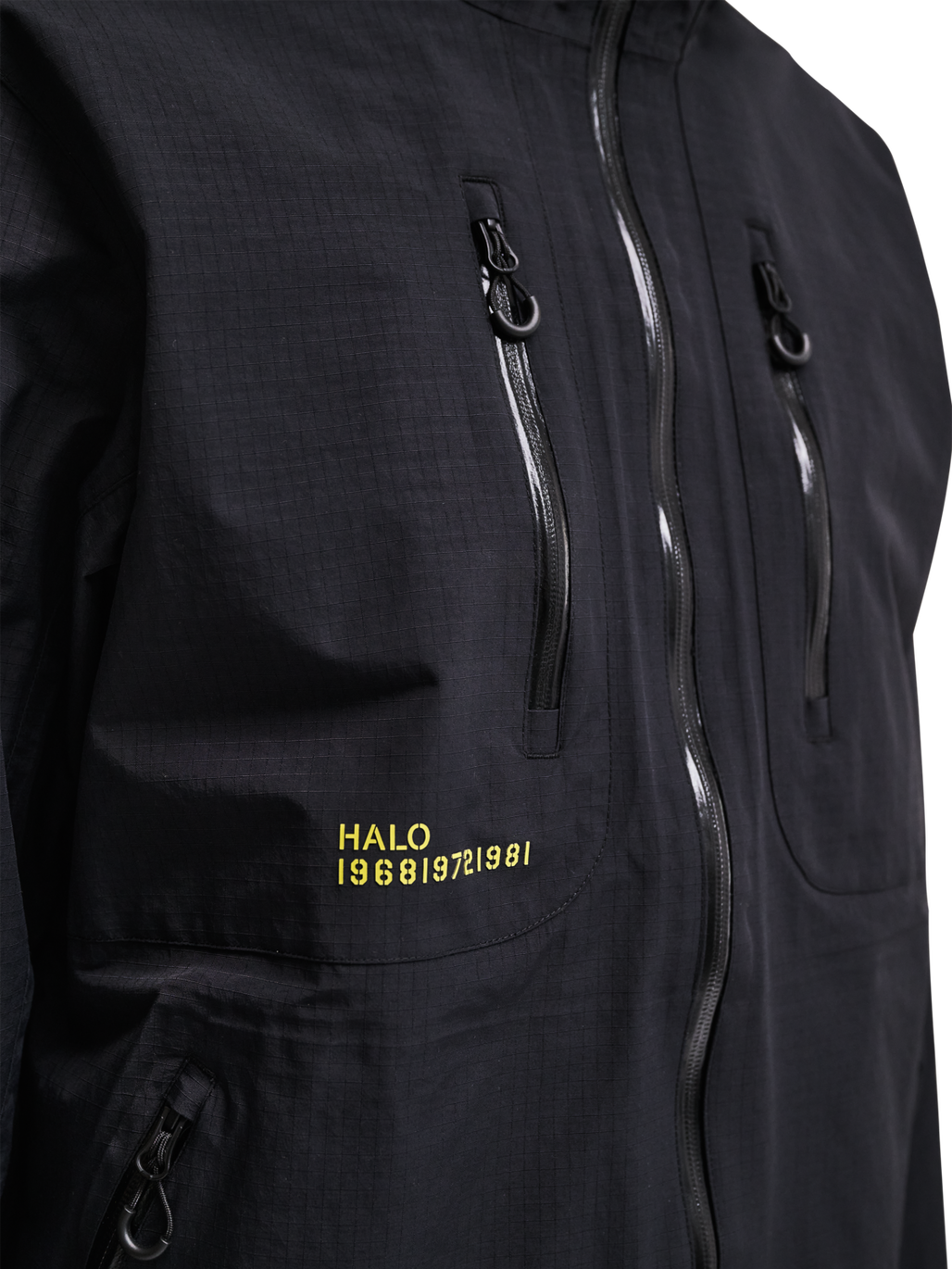 HALO ASSET JACKET, BLACK, model