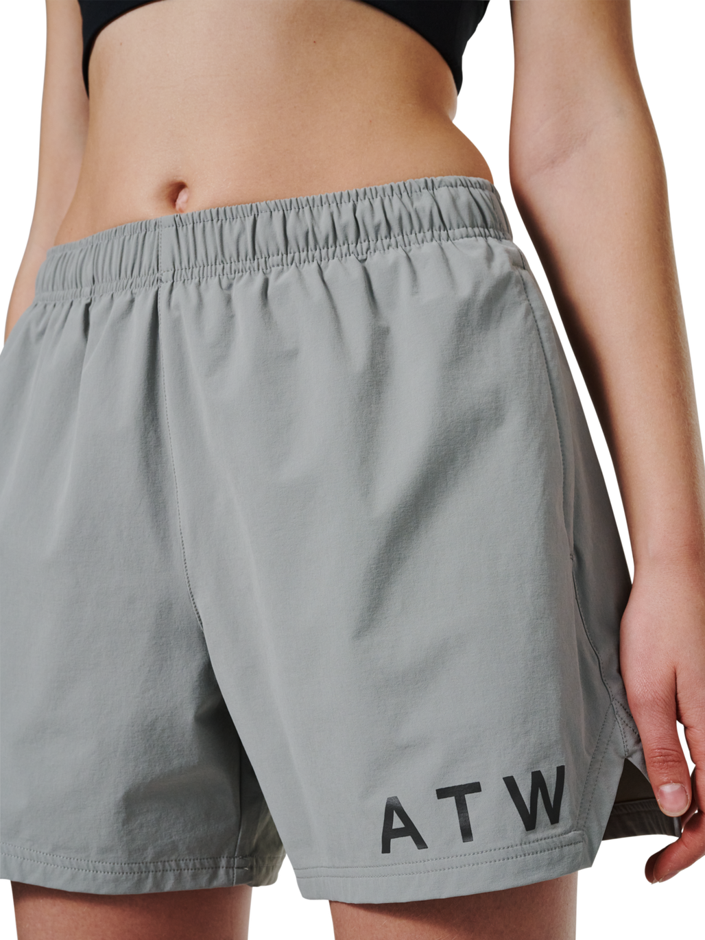 HALO SHORTS, GRIFFIN, model