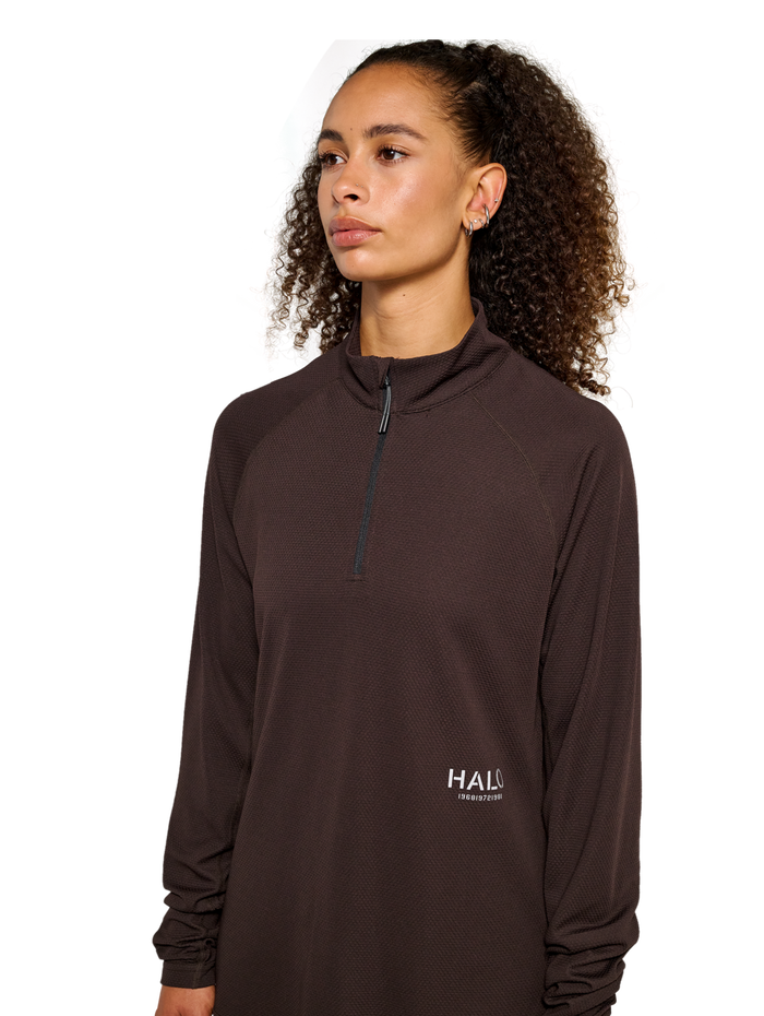HALO SORONA HALF ZIP, CHOCOLATE TORTE, model