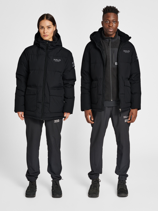 HALO DOWN PUFFER, BLACK, model