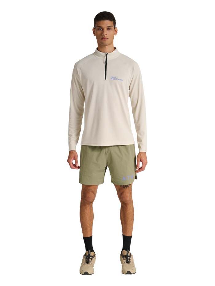 HALO SHORTS, MERMAID, model