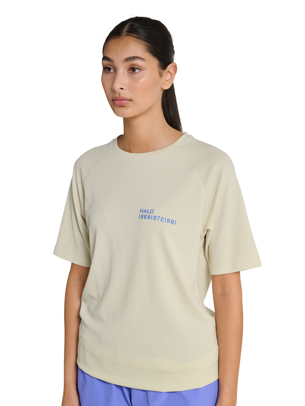 HALO SORONA T-SHIRT, TURTLEDOVE, model