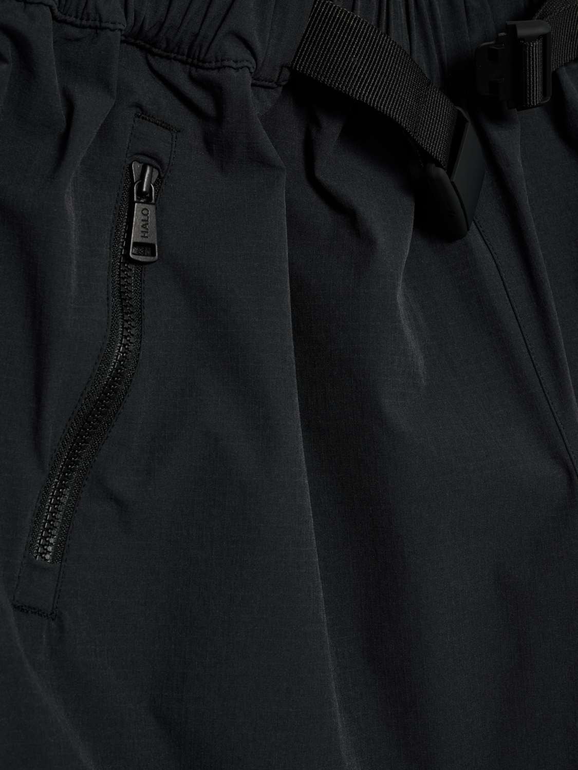 HALO MOVE SHORTS, BLACK, packshot