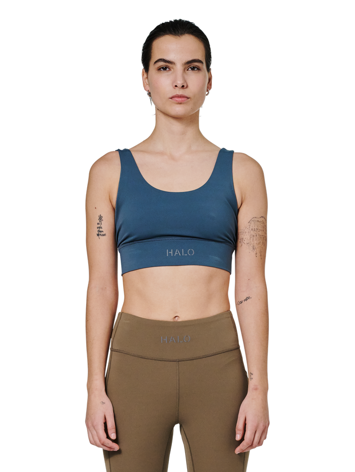 HALO WOMEN TRAINING BRA, DARK SLATE, model