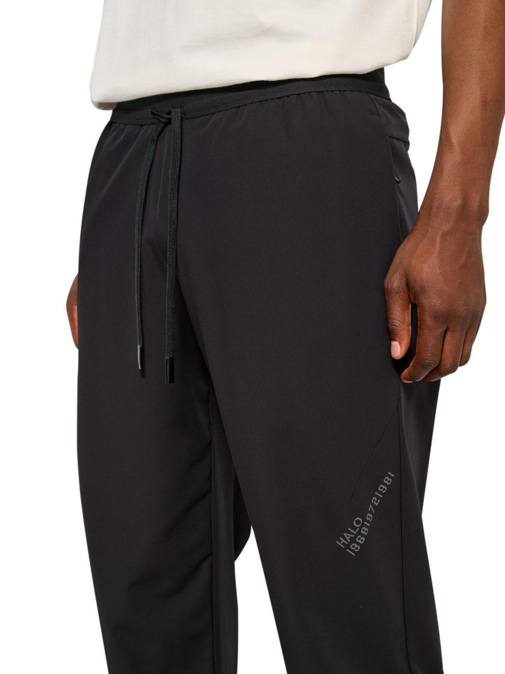 HALO REAPER RELAXED PANTS, BLACK, model