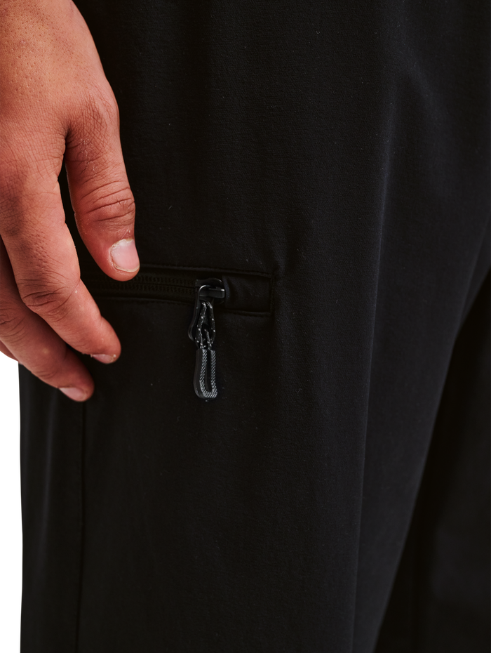 HALO TACTICAL PANTS, BLACK, model