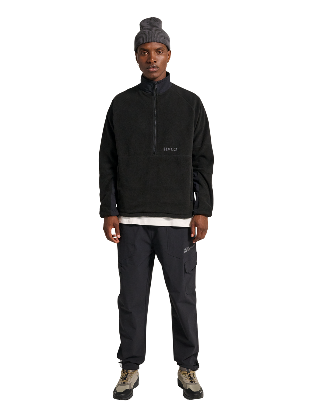 HALO TEDDYFLEECE PULLOVER, BLACK, model