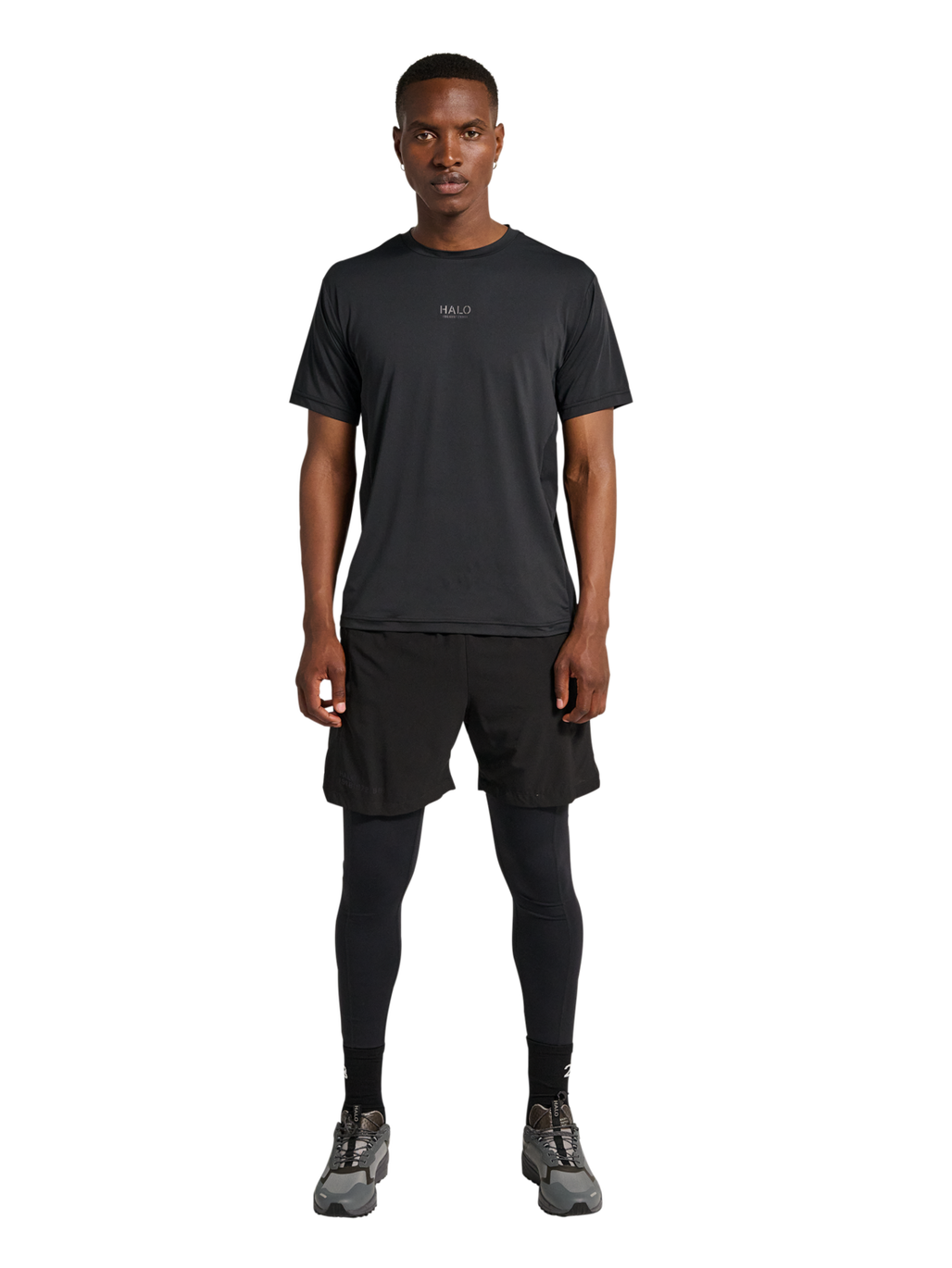 HALO SCOUT SS T-SHIRT, BLACK, model