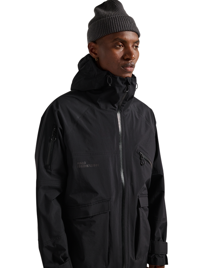 HALO GHOST SHELL JACKET, BLACK, model