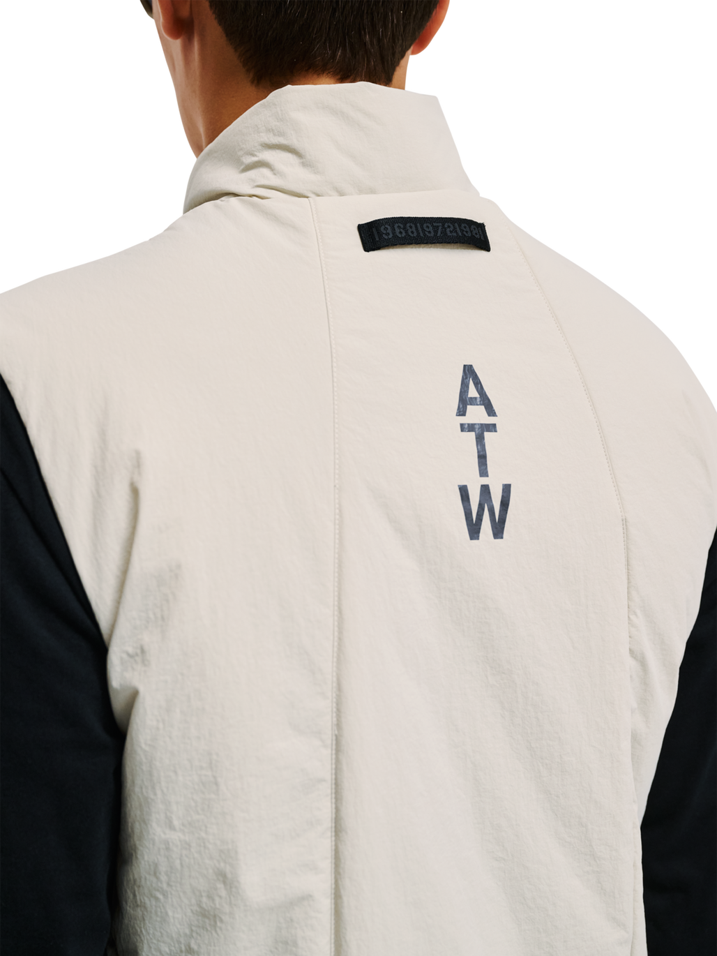 HALO AVIATION VEST, SILVER LINING, model