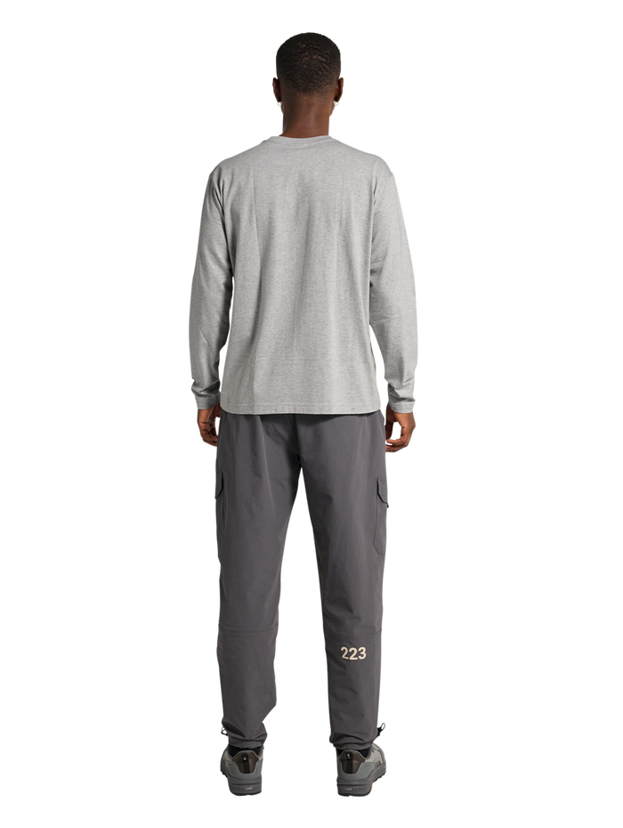 HALO UNIFORM LS, LIGHT GREY MELANGE, model