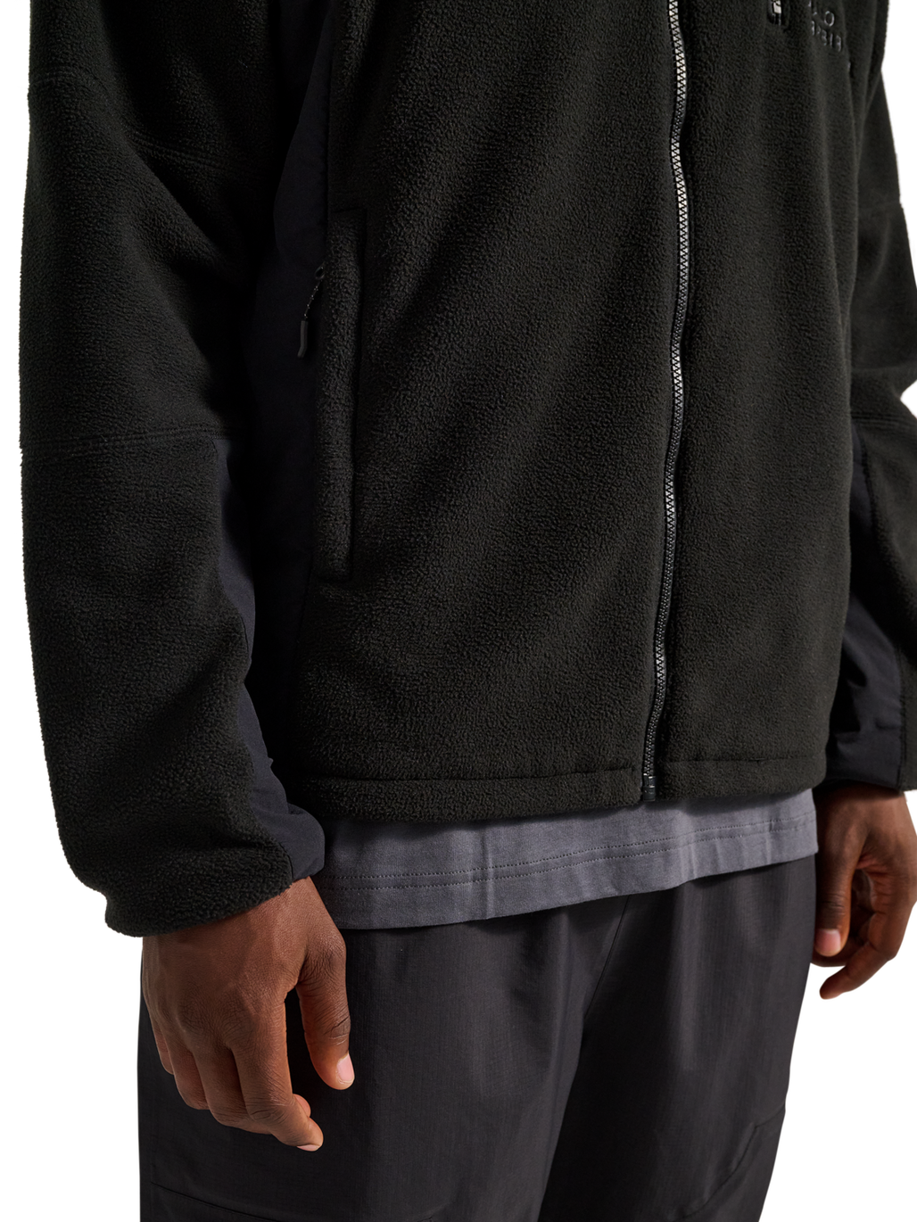 HALO WINDPROOF TEDDYFLEECE JACKET, BLACK, model