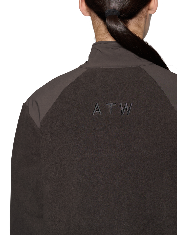 HALO PANELED FLEECE JACKET, RAVEN, model