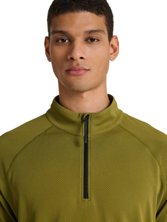 HALO SORONA HALF ZIP, OLIVE DRAB, model