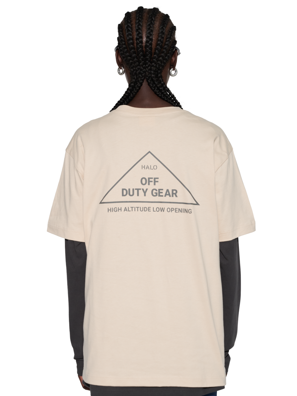 HALO ALTITUDE T-SHIRT, OYSTER GRAY, model