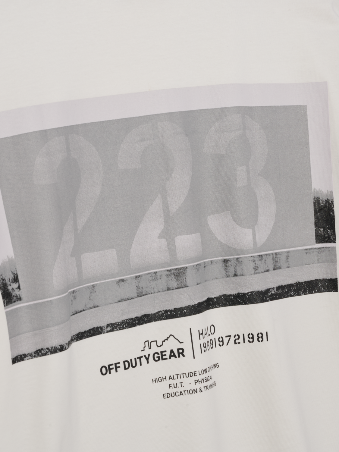 HALO GRAPHIC T-SHIRT, MARSHMALLOW/BLACK, packshot