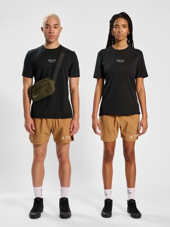 HALO SORONA TRAINING T-SHIRT, BLACK, model