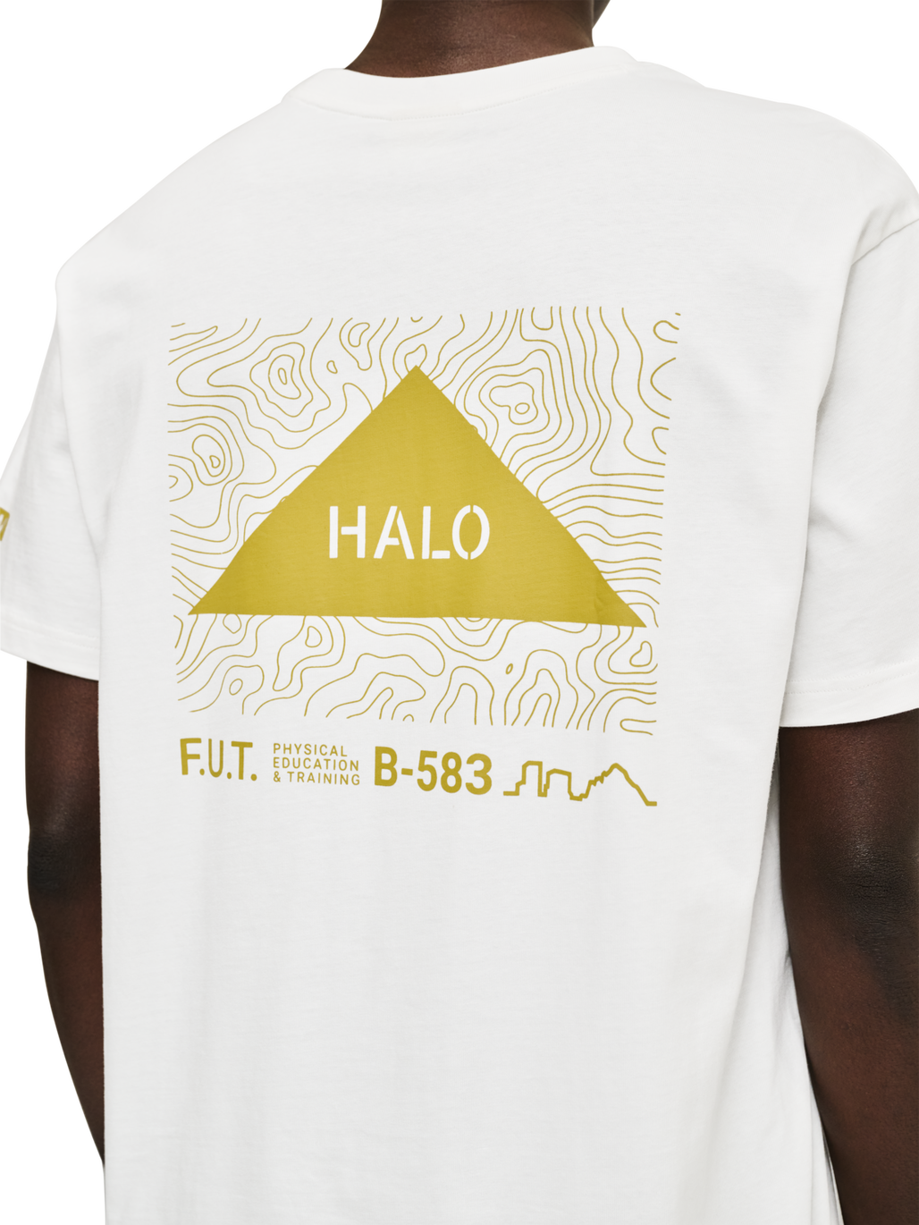 HALO GRAPHIC T-SHIRT, MARSHMALLOW/WARM OLIVE, model