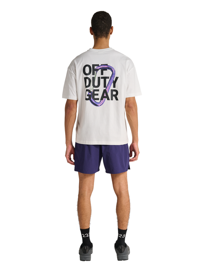 HALO SHORTS, ASTRAL AURA, model