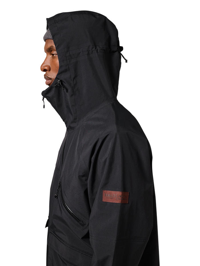 HALO GHOST SHELL JACKET, BLACK, model